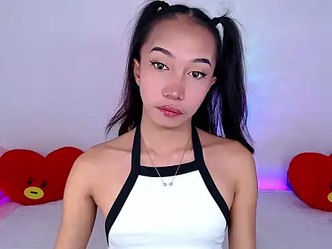 Snapshot of Sweet_kittyxx chatting on May 23, 2026, 11:31 am Sweet kittyxx online show from May 23, 2026, 11:31 am