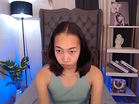 Sweet kittyxx online show from October 24, 2025, 7:07 am