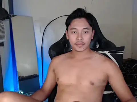 alexsuckable01 online show from October 3, 2025, 5:31 am