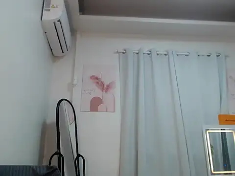 Snapshot of ts_pinayfoxy18 chatting on February 14, 2026, 3:40 am ts pinayfoxy18 online show from February 14, 2026, 3:40 am