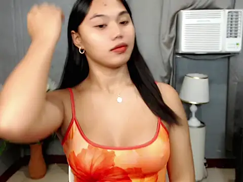 Snapshot of liane_mei chatting on October 7, 2025, 12:22 am liane mei online show from October 7, 2025, 12:22 am