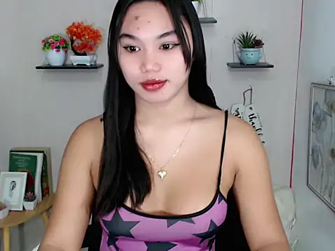 Snapshot of liane_mei chatting on June 12, 2026, 12:52 am liane mei online show from June 12, 2026, 12:52 am