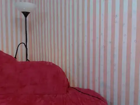 kittysammy online show from May 12, 2026, 1:46 am