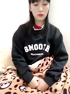 Snapshot of Kembong01 chatting on November 29, 2025, 5:46 pm Kembong01 online show from November 29, 2025, 5:46 pm