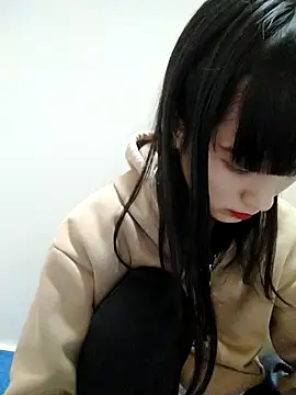 Snapshot of Kembong01 chatting on November 18, 2025, 1:36 pm Kembong01 online show from November 18, 2025, 1:36 pm