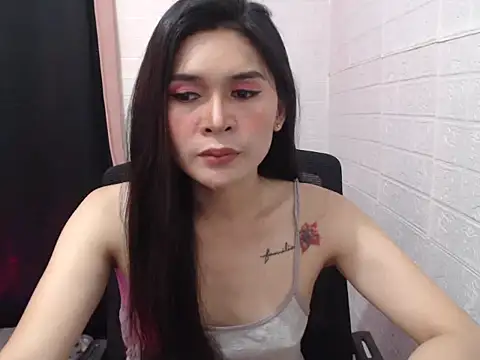 sweetsasha68 online show from April 2, 2026, 12:23 pm