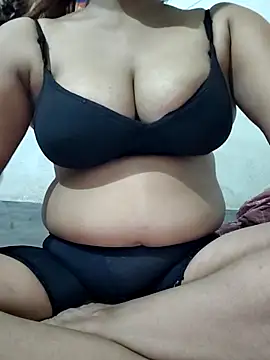 Snapshot of HOTT_SHANAYA chatting on September 8, 2025, 4:39 pm HOTT SHANAYA online show from September 8, 2025, 4:39 pm