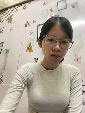 meomeo2k6 online show from November 23, 2025, 6:12 am