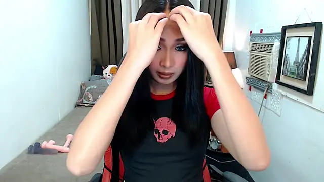 Snapshot of Goddess_Isabel chatting on October 19, 2025, 2:14 am Goddess Isabel online show from October 19, 2025, 2:14 am
