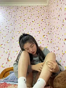 D2sweet online show from November 21, 2025, 3:11 pm