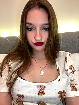 AdelinaEmber online show from October 6, 2025, 11:44 am