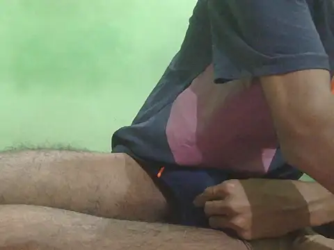 rockyy23boy online show from March 12, 2026, 1:00 am