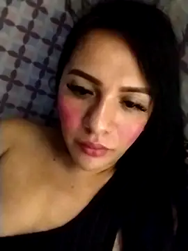 enoria1992 online show from April 6, 2026, 5:36 pm