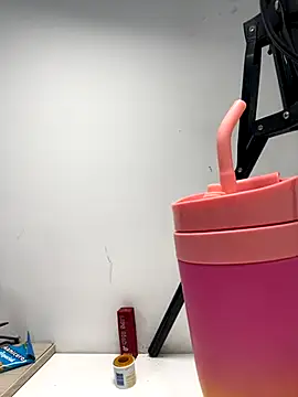 Snapshot of megan_bigboobs_ chatting on September 17, 2025, 11:12 am megan bigboobs online show from September 17, 2025, 11:12 am