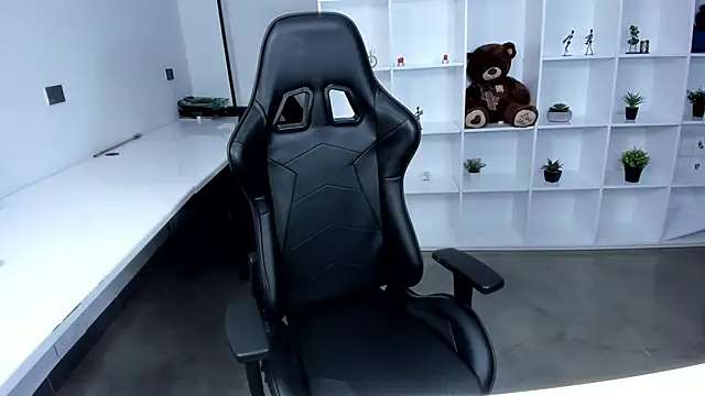 Snapshot of megan_bigboobs_ chatting on December 3, 2025, 11:09 am megan bigboobs online show from December 3, 2025, 11:09 am