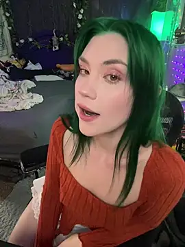 Snapshot of littlelune chatting on April 30, 2026, 8:49 pm littlelune online show from April 30, 2026, 8:49 pm