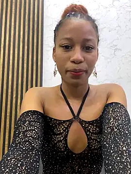 Snapshot of LorenBeiker- chatting on September 27, 2025, 12:22 pm LorenBeiker- online show from September 27, 2025, 12:22 pm