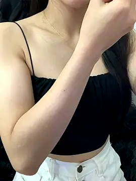 JennyQueen18 online show from November 1, 2025, 3:39 pm