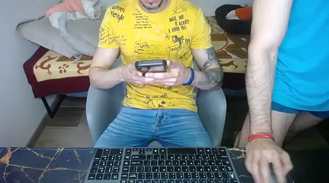 bossking017 online show from March 22, 2025, 1:08 pm