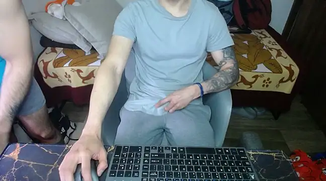 bossking017 online show from March 14, 2025, 1:57 pm