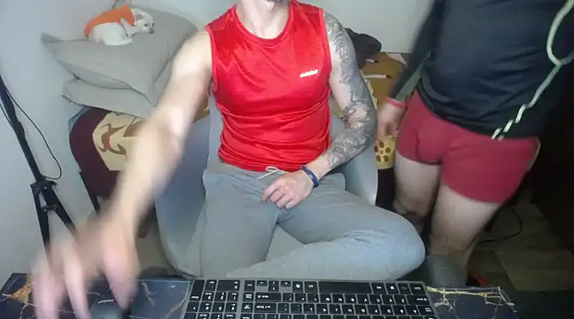 bossking017 online show from March 19, 2025, 11:47 pm