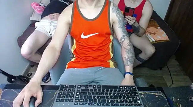 bossking017 online show from March 3, 2025, 12:39 pm