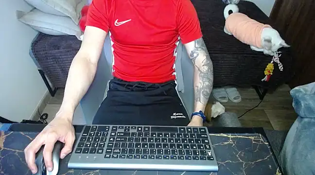 bossking017 online show from March 4, 2025, 5:13 pm