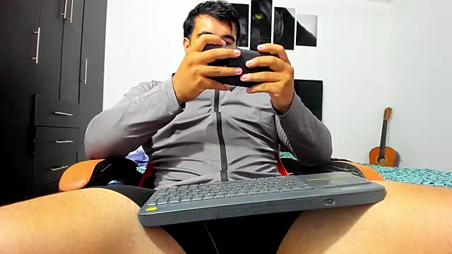 thiago  cp01 online show from April 18, 2026, 4:48 am