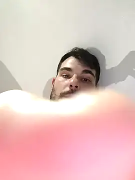 m702d-gr online show from April 29, 2026, 5:30 pm