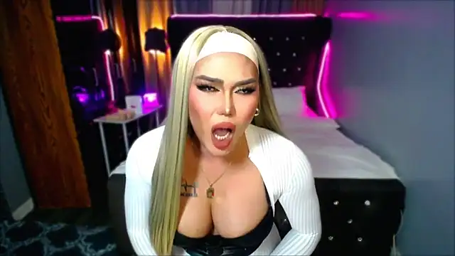 BigDickSelfsucker online show from July 18, 2026, 7:00 pm