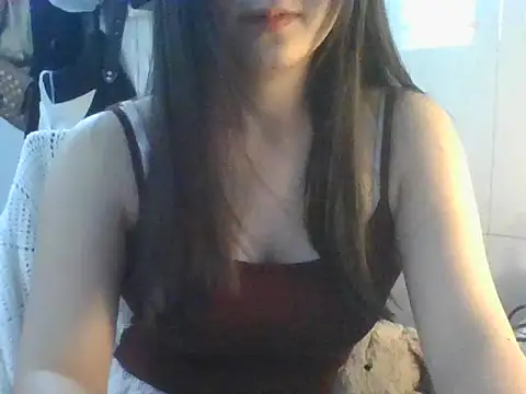 Linzly online show from April 8, 2026, 2:57 am