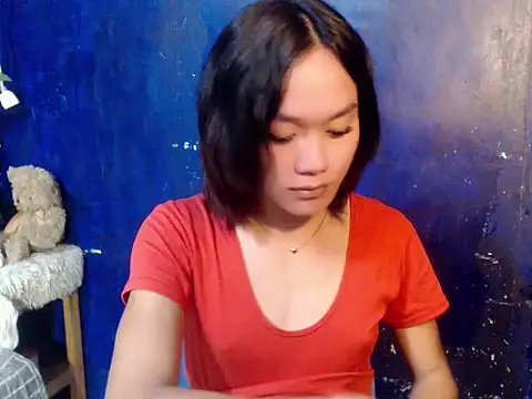 sexybabewarrior online show from April 19, 2026, 9:43 am