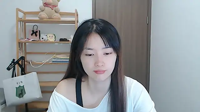 Snapshot of Mimi-cnbaby chatting on May 4, 2026, 1:25 pm Mimi-cnbaby online show from May 4, 2026, 1:25 pm