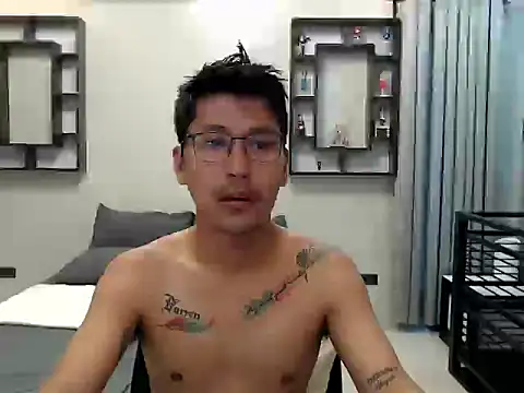 hot derfs27 online show from October 12, 2025, 2:13 am