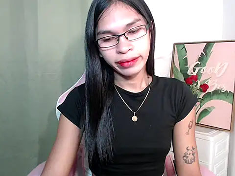 sexloverxxz online show from October 11, 2025, 8:15 am