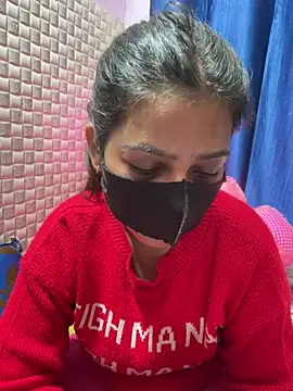 Hot Jaanvi  online show from February 23, 2026, 4:03 am