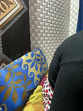 Hot Jaanvi  online show from April 7, 2026, 4:25 am