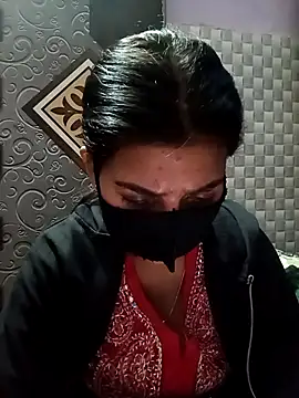 Hot Jaanvi  online show from December 3, 2025, 4:02 am