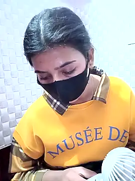 Hot Jaanvi  online show from November 27, 2025, 3:56 pm