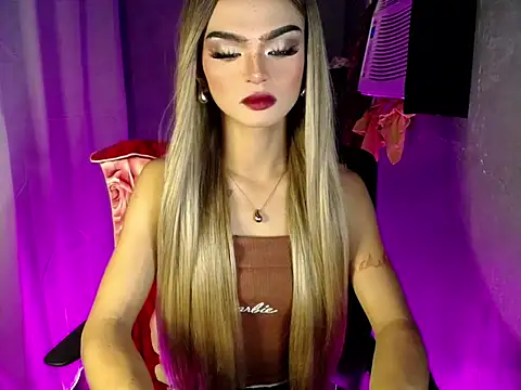 Snapshot of lexie_malingera chatting on February 17, 2026, 12:57 pm lexie malingera online show from February 17, 2026, 12:57 pm