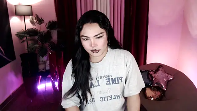 Unique Maya online show from February 3, 2026, 4:10 am