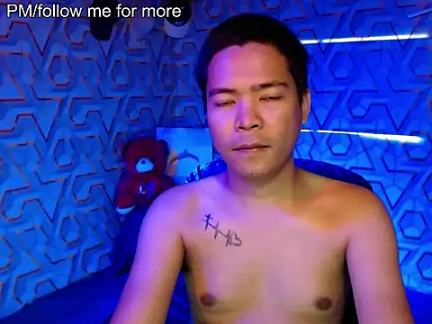 MANIACasianX online show from May 15, 2026, 7:50 am