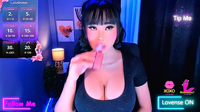 TriciaCumLoader online show from October 7, 2025, 4:13 am