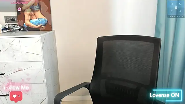 MinaDiamondd online show from November 10, 2025, 3:22 am