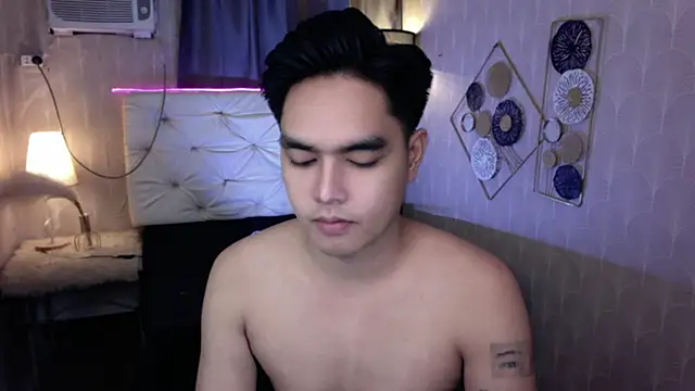 JakeXolsen online show from October 30, 2025, 4:48 pm