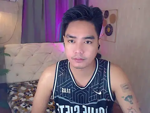 JakeXolsen online show from December 17, 2025, 1:32 am