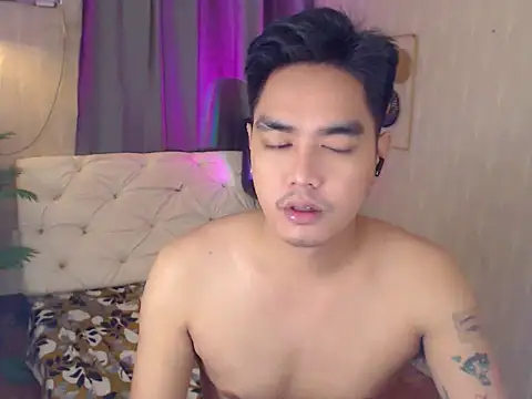 JakeXolsen online show from December 17, 2025, 5:18 pm