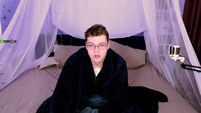 Snapshot of lucas_long_ chatting on October 2, 2025, 12:52 pm lucas long online show from October 2, 2025, 12:52 pm