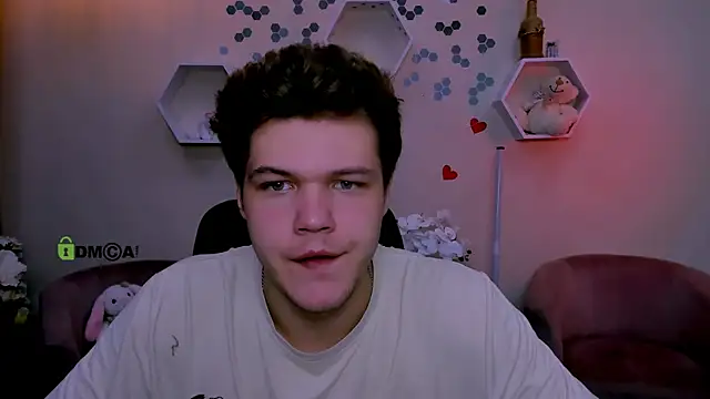 Snapshot of lucas_long_ chatting on September 27, 2025, 7:09 pm lucas long online show from September 27, 2025, 7:09 pm