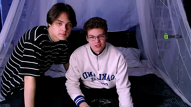 Snapshot of lucas_long_ chatting on September 16, 2025, 5:19 am lucas long online show from September 16, 2025, 5:19 am